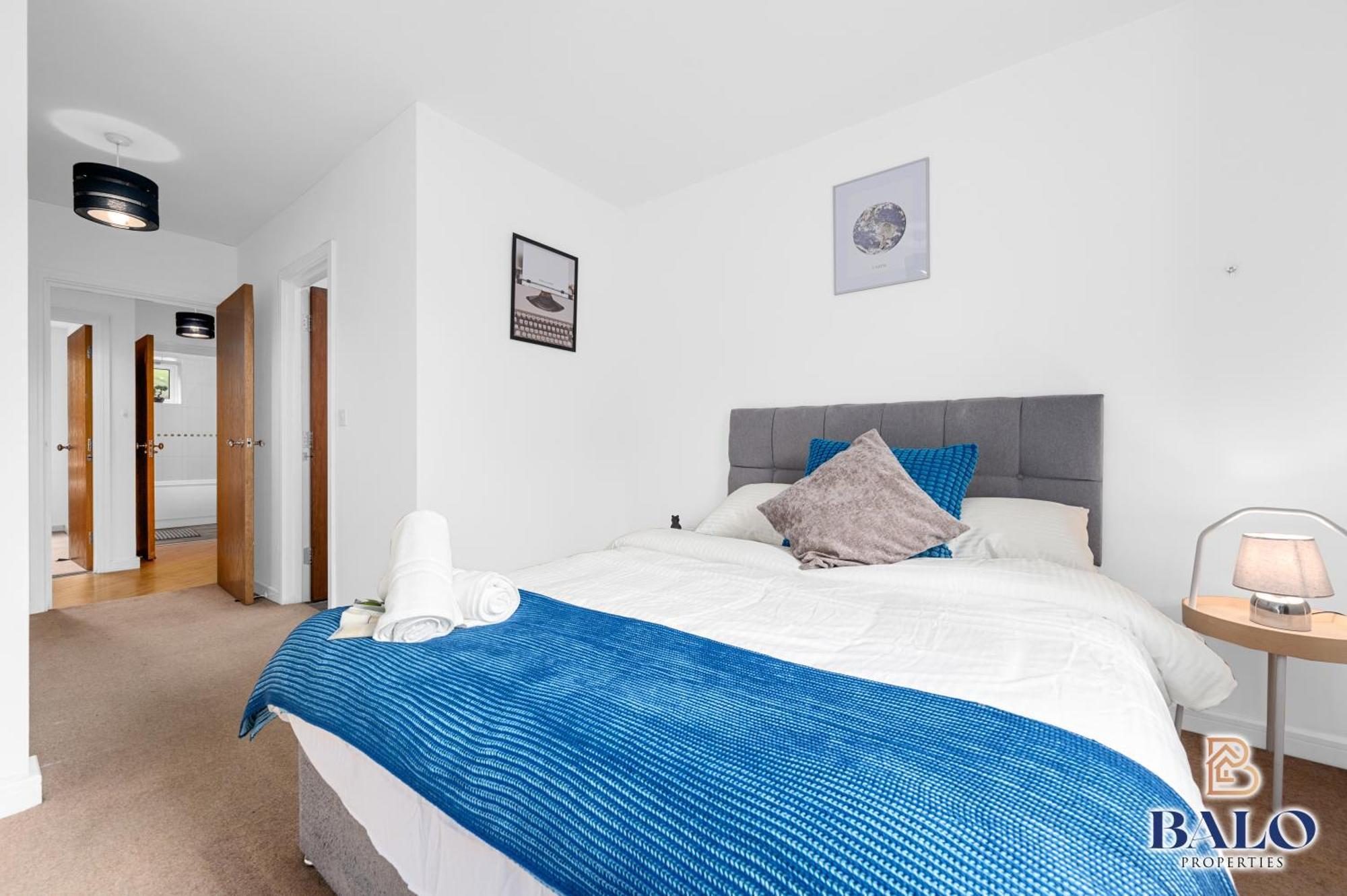 Modern Spacious 2Bedroom Apartment Great! Location By Etihad Mancity Stadium& Coop Live Arena マンチェスター エクステリア 写真