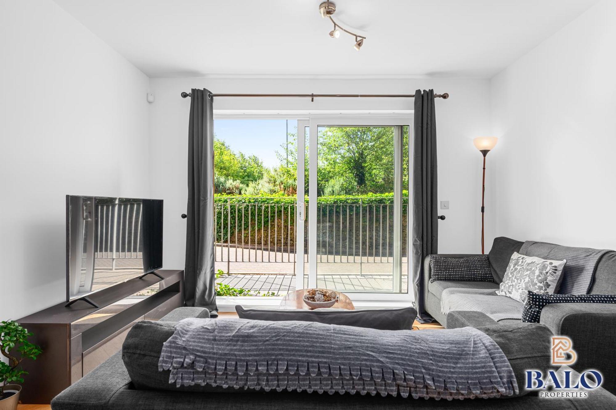 Modern Spacious 2Bedroom Apartment Great! Location By Etihad Mancity Stadium& Coop Live Arena マンチェスター エクステリア 写真